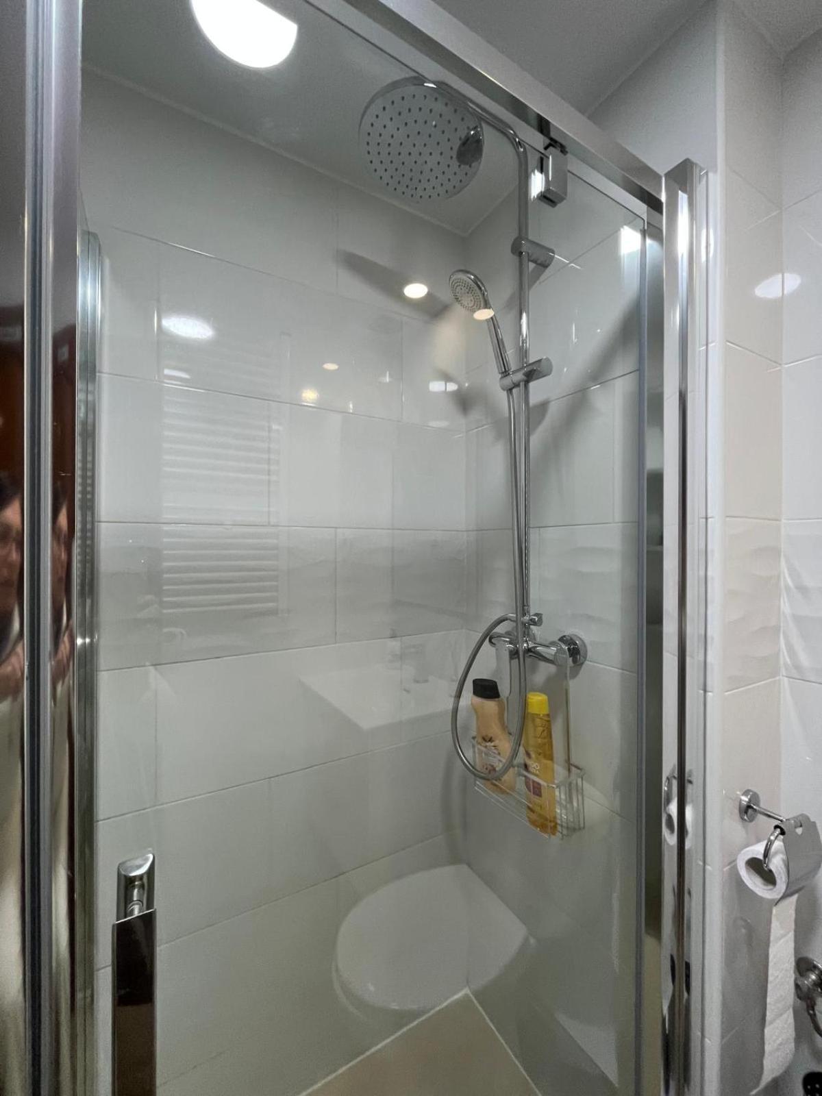 Apartamento Mercurio- Barajas 1B Madrid Kültér fotó